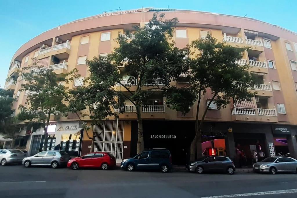Adventure Harbour Appartement Torrevieja Buitenkant foto