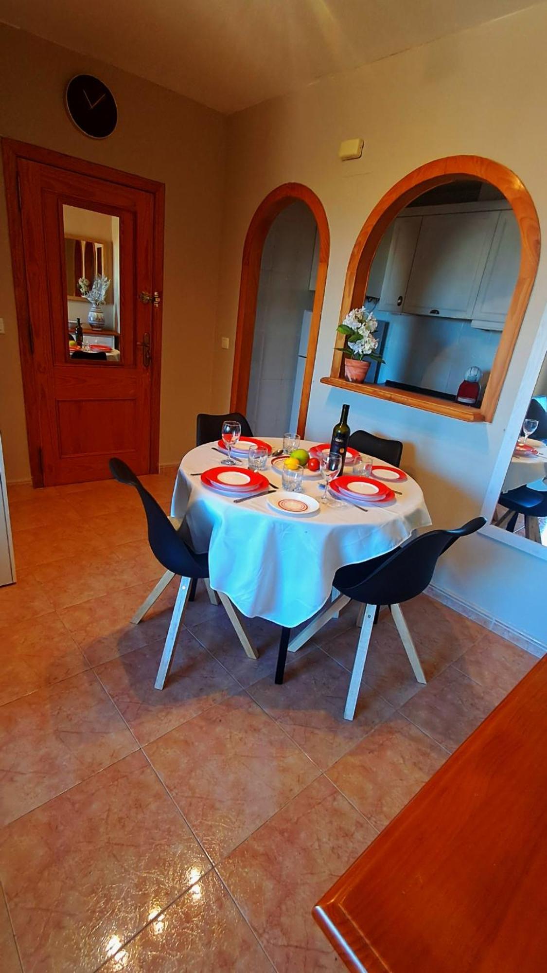 Adventure Harbour Appartement Torrevieja Buitenkant foto